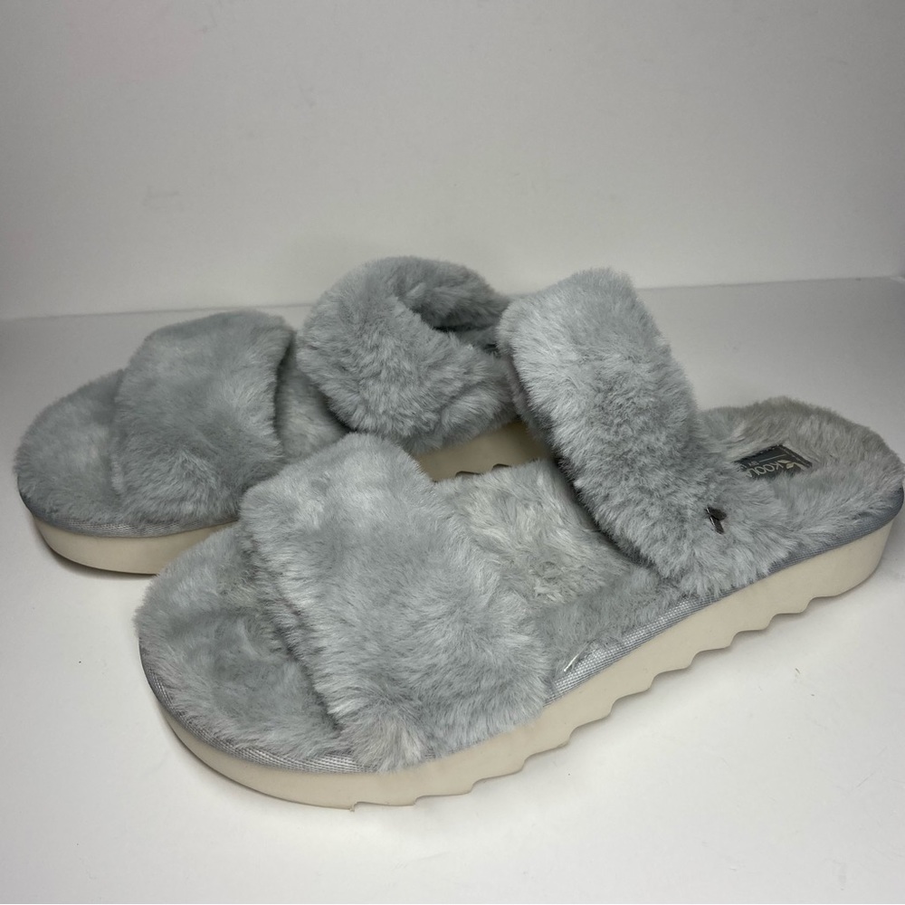 Koolaburra UGG Size 8 Double Strap Slide Sandals Fuzz On Wild Dove Gray Faux Fur